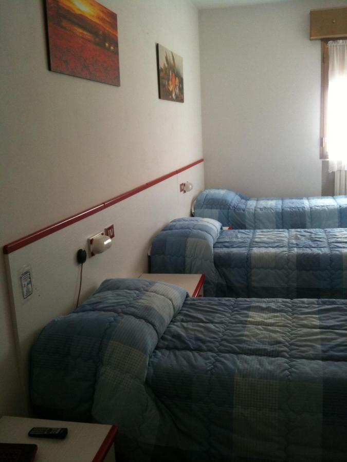 Albergo Musolesi Madonna di Fornelli Стая снимка